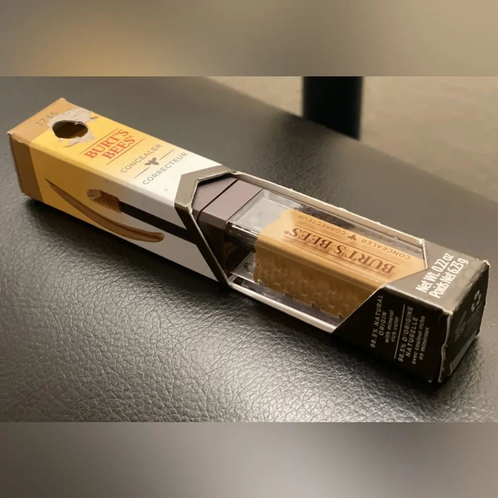 Concealer by Burt’s Bees, in Shade ‘Deep’ 1745 - Picture 10 of 16